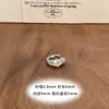 Brincos de Alfinete Dourados com Zircônia Cintilante e Argolas de Aço Titânio para Mulheres, Argolas Lisas Elegantes e de Alto Padrão, Presilhas de Orelha Personalizadas, Brincos no Atacado