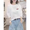 Camiseta de manga larga para mujer con cuello redondo y tela de algodón con copos de nieve, nueva moda ins 2026, top versátil y elegante, camiseta básica para otoño