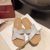 Pantuflas Populares Verano 2025 para Mujer Nuevo Sentido de Alta Gama Sandalias Planas Suaves de Playa Francesas Sandalias de Moda de Una Palabra