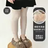 Calça Macacão Infantil de Lã de Cordeiro com Forro de Fleece 25 Inverno Novo Leggings Infantis Espessos Calças Justas Infantis de Cor Sólida