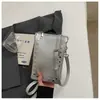 Bolsa Transversal para Celular com Rebites Transfronteiriça para Mulheres, Nova Bolsa de Ombro Tendência Verão 2026 para Trabalho e Deslocamento
