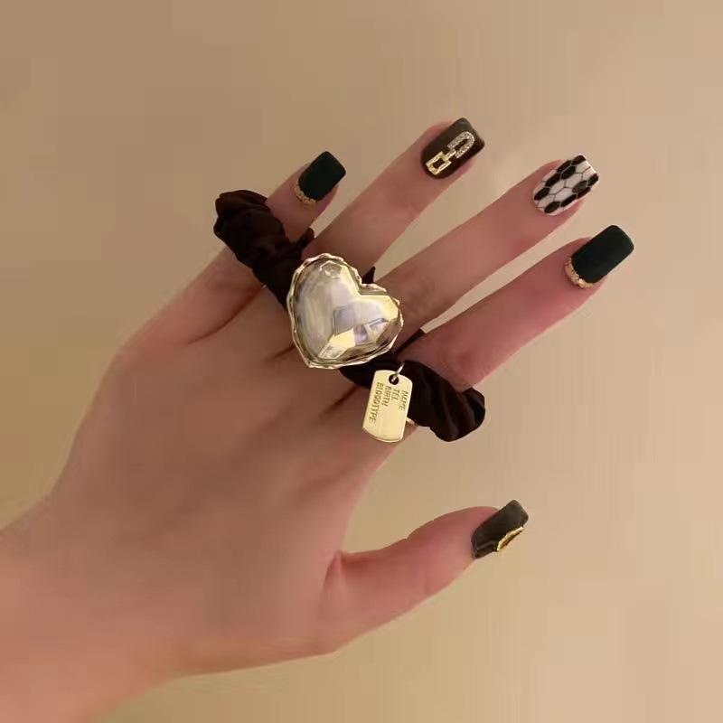 92ad33d0b807cc78d393dfe9ea586e