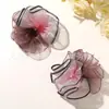 Acessórios florais vibrantes e elegantes em malha tridimensional com blocos de cor para roupas DIY, acessórios de cabelo, corsages, sapatos, chapéus e acessórios decorativos