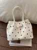 Yuezi 2026 Verano Nueva Moda Lunares Bolso Tote Gran Capacidad Casual para Viajes Diarios Debajo del Brazo Hombro Bolso de Mano para Mujeres