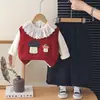 Conjunto de Roupa Outono Estilo Coreano para Meninas 2026 Novo Bebê Primavera e Outono Elegante Colete Tricô Cogumelo Conjunto de Três Peças Infantil