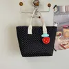 Bolso de mano tote de alta calidad con textura de lunares, moda de verano 2026, elegante, simple, casual, versátil, gran capacidad