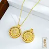 Brújula de Moneda de Cobre Arena Oro Colgante con Incrustaciones de Diamante, Cobre Chapado en Oro Hueco, Estilo de Tendencia Nacional Retro Giratorio, Collar Versátil de Moda