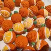 Pingente laranja feito à mão em crochê, chaveiro laranja de lã trançada, presente para atacado.