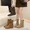 Nuevas botas cortas de dos vías para mujer, modernas, de cuero suave, a media pantorrilla, estilo coreano, retro, slip-on, de suela plana, otoño/invierno, gamuza, 2026