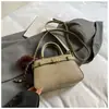 Bolsa Feminina Estilo Vintage de Luxo 2025 Nova Tendência de Inverno Casual Bolsa Transversal Versátil para o Dia a Dia Bolsa de Mão Bolsa de Ombro