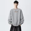 Moletom Masculino Estilo Étnico Novo Outono/Inverno 2026, Moderno e de Alta Qualidade, Modelagem Ampla, Top com Bordado de Letras Juvenil