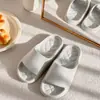 Zapatillas sin cordones para mujer 2023, nuevas sandalias de EVA antideslizantes para interior y hogar, para baño, para hombre, para verano y exteriores.