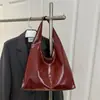 Nova Bolsa de Axila Estilo Coreano de Nicho Primavera 2026 Bolsa Feminina Fashionável Simples Casual de Alto Valor Bolsa de Ombro de Axila
