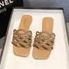 Sandalias de Playa Resistentes al Desgaste con Patrón Ondulado de Gran Tamaño Transfronterizas Europeas y Americanas para Primavera y Verano 2024 Sandalias de Deslizamiento al Aire Libre con Pedrería Venta al por Mayor de Gran Tamaño