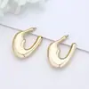 Brincos em Forma de C da Moda com Design de Nicho para o Dia a Dia de Mulheres Versáteis Brincos Modernos Brincos Geométricos Joias de Orelha Exquisitas e Elegantes para Mulheres
