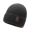 Chapéu de Lã Tricotado Masculino Outono e Inverno Cor Sólida Com Pelúcia Interna Proteção para Orelhas Quente Chapéu para Frio Versátil Circunferência da Cabeça Grande Chapéu de Puxar