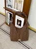 Nuevo bolso bandolera floral estilo coreano para otoño e invierno, bolso de hombro vintage estilo milenio con estampado de leopardo, bolso para el antebrazo juvenil y versátil para mujer