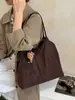 Bolso de Gamuza Retro de Gran Capacidad para Mujer 2026 Nueva Moda Simple para el Trabajo Bolso de Hombro Único Bolso de Mano Tote