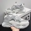 Zapatos de lujo para hombre 2026 verano malla simple transpirables zapatos deportivos para exteriores zapatos de papá estudiante modernos estilo Hong Kong versátiles zapatos de moda