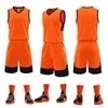 Venta al por mayor de uniformes de baloncesto para fabricantes en stock impresión más número estudiantes de primaria secundaria universidad secado rápido transpirables uniformes de entrenamiento de baloncesto