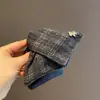 Presilha de Garra Triangular Xadrez Vintage para Rabo de Cavalo para Mulheres, Presilha de Tubarão Antiderrapante Acessório de Cabelo Versátil