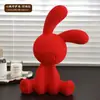 Figura de Conejo Rojo Sentado para Sala de Estar, Entrada, Gabinete de Vino, Gabinete de TV, Fondo, Nicho Decoración de Hogar de Alta Gama