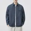 Camisa jeans retro americana lavada com enzimas para homens, de manga comprida, tendência de primavera e outono, nova camisa de workwear, jaqueta de corte solto para homens