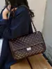Bolso Cruzado Negro con Cadena Argyle para Mujer Estilo Nuevo 2025 Bolso Tote Pequeño Estilo Chanel Bolso Grande Casual Simple de un Solo Hombro