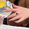 Anel Elegante e Simples de Safira, Diamante de Alto Carbono Versátil, Corindo Vermelho, Espinélio Azul, Anel Quadrado com Cantos Arredondados para Mulheres