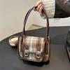 Popular Outono e Inverno Nova Bolsa Moda Feminina Bolsa de Mão Estilosa Bolsa de Ombro Xadrez Vintage Bolsa Quadrada Pequena Estilo Coreano Bolsa Feminina