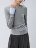 Camiseta de Color Contrastante en el Hombro Derecho para Mujer 2025 Otoño Nuevo Estilo Diseño Simple y de Moda Top Casual