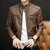Chaqueta de cuero, chaqueta de cuero PU casual y elegante, chaqueta de motocicleta para hombre de moda ajustada con cuello alto, engrosada, nuevo modelo de invierno