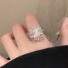 Anillo de Diente de León Exquisito y de Alta Gama para Mujer, Diseño de Flor Tridimensional, Moderno y Único, Estilo Celebridad de Internet, Anillo Abierto Ajustable, Anillo para Dedo Índice de Nicho