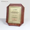 Placa de Honor de Madera de Nogal Placa de Premio Base de Madera Creativa Hecha a Medida Proveedor de Placas de Honor Producción de Certificados Corporativos
