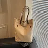 Bolso Tote Grande Ins 2025 Nuevo Bolso de Hombro Casual para Mujer Moderno Simple para el Trabajo Bolso de Axila para Mujer