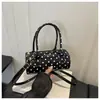 Bolsa Transversal de Ombro Único Cilíndrica Elegante com Bolinhas Nova Chegada Casual Feminina Grande Capacidade 2026 Nova Exquisita Fashion