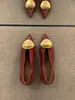 Sapatos de Salto Alto Bico Fino Estilo Francês, Sapatos de Casamento Vermelhos para Mulheres, Novo Modelo Outono 2025, Scarpins Elegantes e Sofisticados