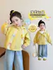 Casaco Feminino para Primavera e Outono 2026 Nova Jaqueta Casual da Moda para Bebês Meninas, Cardigan Top Infantil de Primavera com Desenho