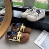 Sapatos Brancos de Treino Retro Leves Versão Coreana Ins 2026 Primavera Sapatos Casuais Planos para Estudantes Sapatos de Estilo de Rua