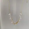 Collar de Zirconia Deslumbrante de Lujo Ligero para Mujer Exquisito Diseño Único Sentido de Nicho Cadena para Clavícula Moda Versátil Cadena para el Cuello de Temperamento