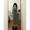 Vestido largo con capucha de manga larga para principios de otoño, un vestido largo elegante y fresco que acentúa la figura y se ajusta a las caderas