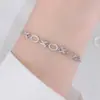 Pulsera de Plata Pura S925 con 3 Piedras Principales de 4x6/6x8mm Base Plana DIY Pulsera de Calcedonia Mariposa Luz de Luna en Estilo Juvenil