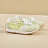 Populares Tênis de Treino Alemães da Moda Ins para Mulheres 2025 Novo Primavera e Verão Sapatilhas Versáteis Sapatos Esportivos Casuais Solado Macio Sapatos Brancos