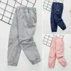 Pantalones de forro polar a prueba de viento e impermeables para niñas, adecuados para niños mayores, pantalones de primavera y otoño, forrados de polar para abrigar en otoño e invierno, pantalones de esquí modernos