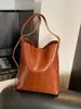 Bolsa de Axila Grande Capacidade Acessível Retro Luxuosa Feminina 2025 Nova Bolsa de Ombro Outono e Inverno Bolsa Tote de Alta Qualidade para o Dia a Dia