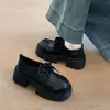 Mocasines de Estilo Británico con Suela Gruesa para Mujer, Zapatos Pequeños de Cuero Negros con Cordones, Zapatos de Una Sola Pieza Versátiles Retro que Aumentan la Altura, Zapatos para Mujer para Ir al Trabajo, Versátiles