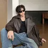 Chaqueta de Cuero PU para Motocicleta Americana Otoño 2026 para Hombre con Solapa Grande, Remaches, Hebilla, Corte Holgado, Estilo High Street, Chaqueta de Cuero Negra