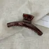 Presilha de Cabelo Marmorizada Cor de Café Vintage, Grampo Grande com um Toque de Luxo de Nicho, Acessório de Cabelo Pinça Tubarão para Penteados Elegantes