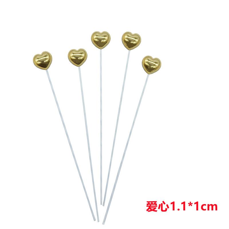 金色立体小爱心.jpg