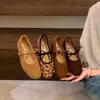 Zapatos Mary Jane Nuevos de Otoño 2026 Estilo Coreano con Moño Versátiles Casuales Punta Redonda Gamuza para Mujer